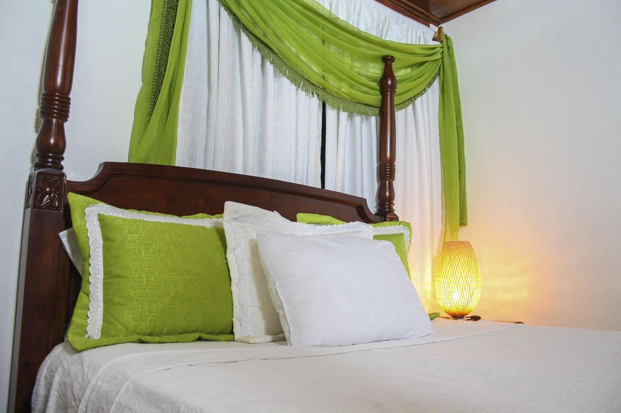 Hotel Sea Breeze Paraiso  Ngoại thất bức ảnh