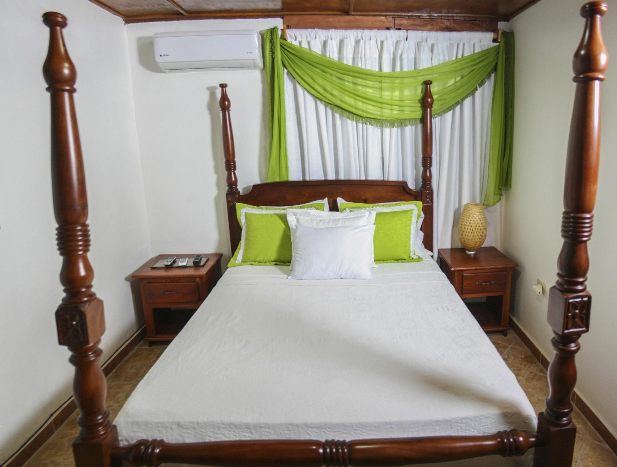 Hotel Sea Breeze Paraiso  Ngoại thất bức ảnh